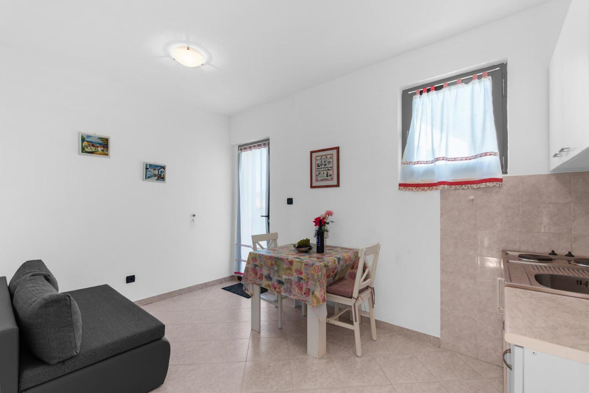 Apartments Villa Falcon フンタナ エクステリア 写真