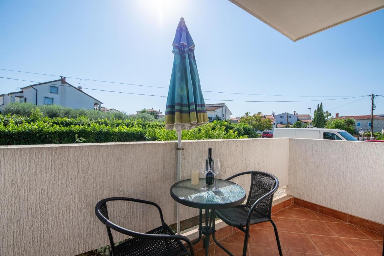 Apartments Villa Falcon フンタナ エクステリア 写真